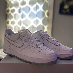 Air Force 1 (GS) Size 6Y in boys